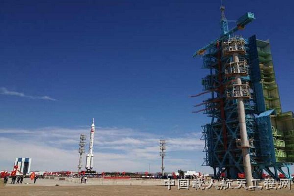China to Launch 3 Astronauts to Space Lab This Month